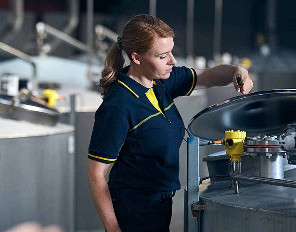 Damenkleidung für die Arbeit
